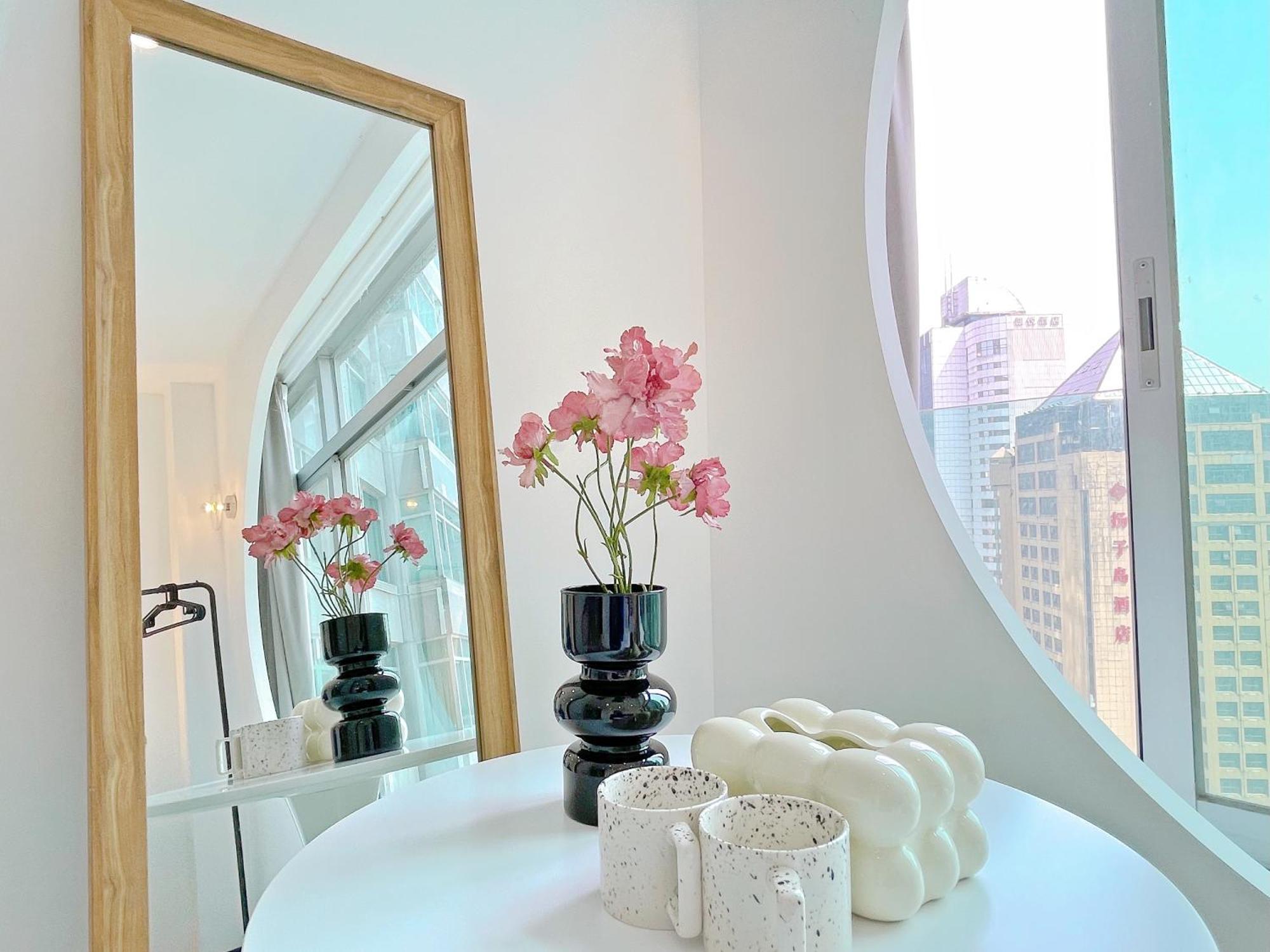 Lsles Designer River View