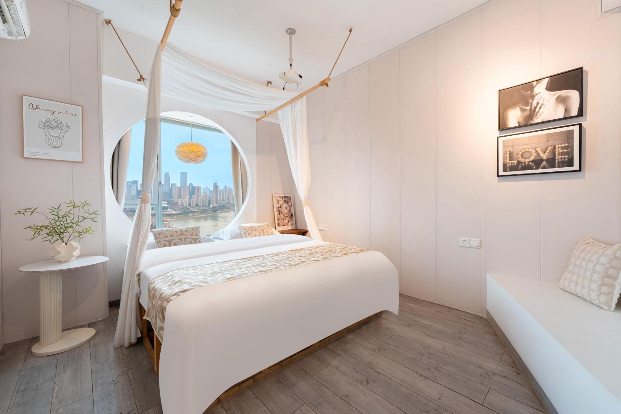 Lsles Designer River View